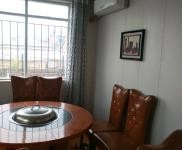 (出售) 前郭臨街商企位置好，交通便利空間大。