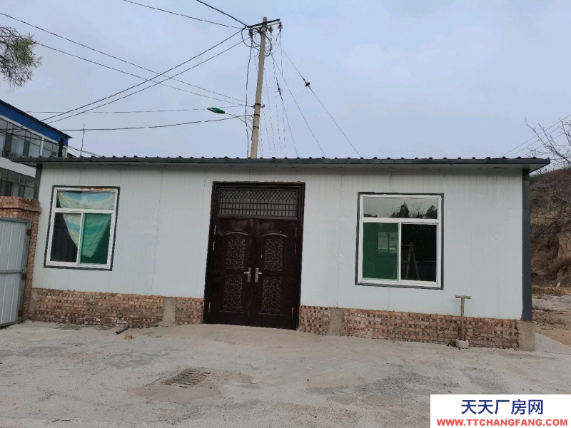 (出租) 出路方便，快速路邊，有100平方的房子，