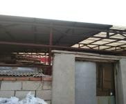 (出售) 通榆前面三間后面三間院子是用彩鋼瓦罩上的