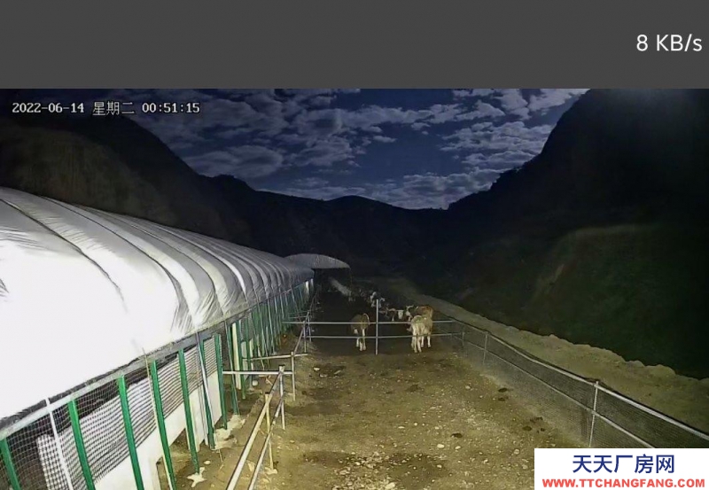 (出租) 占地兩百畝，養(yǎng)殖場(chǎng)，可直接養(yǎng)牛羊，可放養(yǎng)