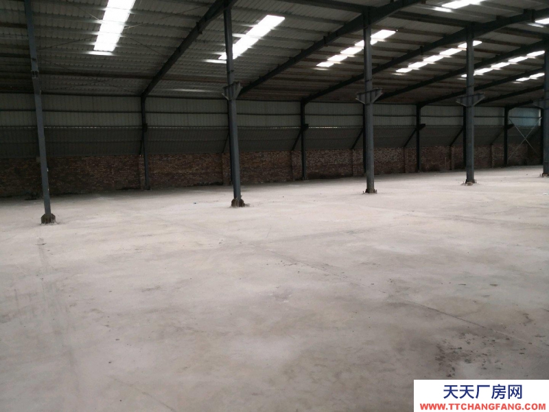 (出租) 1500平米廠房出租，大車出入便捷，水電齊全。