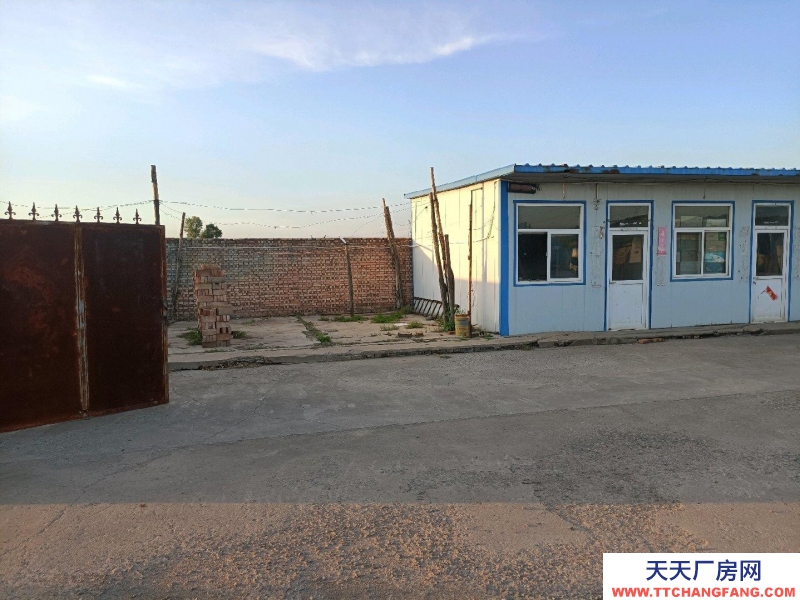 (出租) 超大便宜廠房出租，交通便利，水電齊全