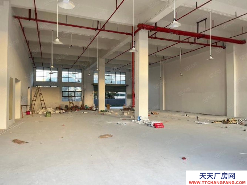 (出租) 14塊水口東江工業(yè)區(qū)標(biāo)準(zhǔn)廠房一樓2000平廠房低價出租可分租