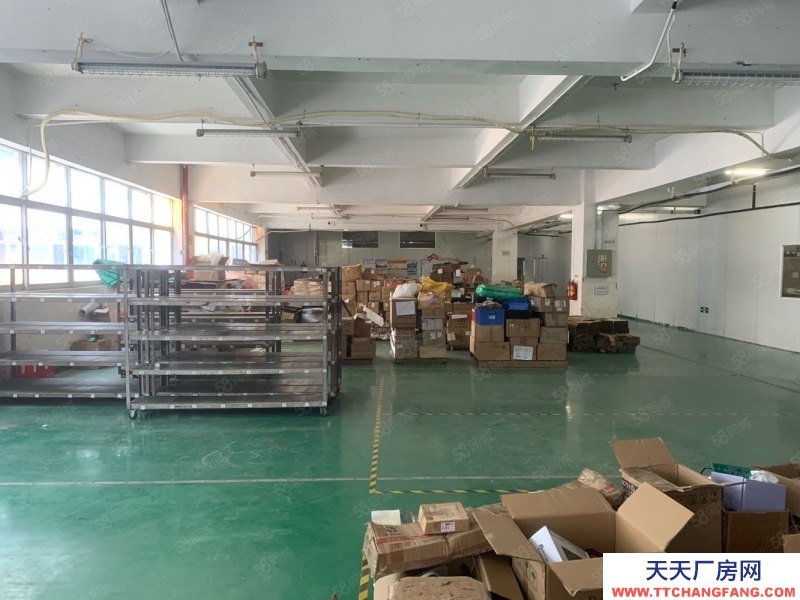 (出租) 惠州新圩塘嚇國道旁2樓3噸貨梯帶卸貨平臺2000平實(shí)際面積