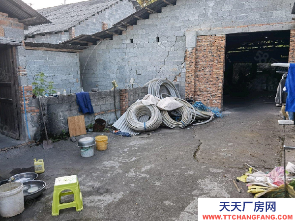 懷化市鶴城區(qū) 懷化西鐵路橋邊廠房出租 水電齊