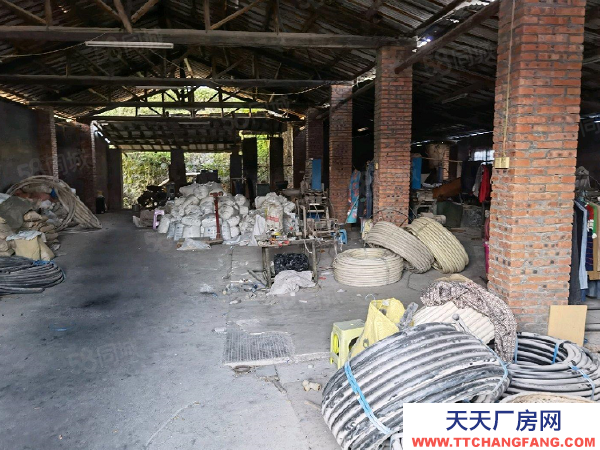 懷化市鶴城區(qū) 懷化西鐵路橋邊廠房出租 水電齊