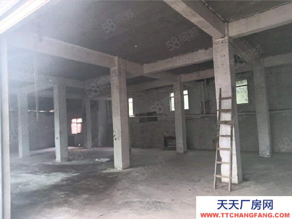 懷化市鶴城區  河西鳳坪村  一樓廠房二樓住房