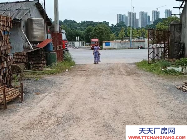懷化市鶴城區(qū) 中石化 紅星北路加油站旁廠房