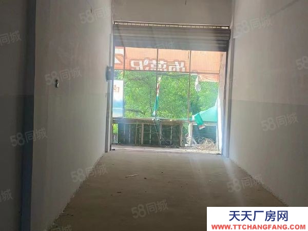 懷化市鶴城區(qū) 富城路，城市花園酒店對面.花語星辰鮮花店，146號倉庫出租！