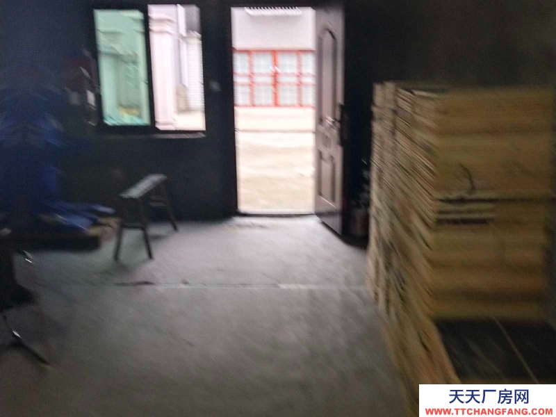 (出租) 淘寶小廠房，200平，設備齊全，扎釘機縫紉機裁布機