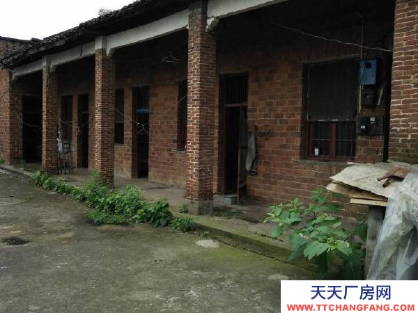 永州市祁陽區廠房出租  廠房倉庫出租:祁陽市觀音灘322國道旁，四周有圍墻，交通便捷