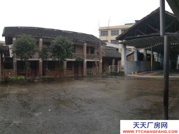 永州市祁陽區(qū)廠房出租 七里橋鎮(zhèn)2400平超大廠房,配宿舍廚房,房東直租無中介費