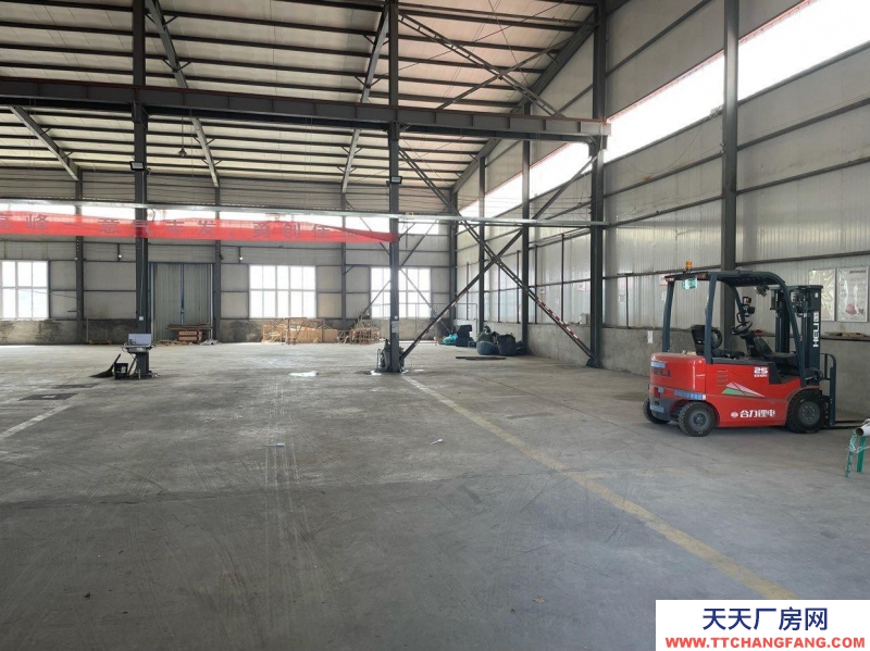 邢臺(tái) 寧晉 (出租) 寧晉城區(qū)肉制品廠房  高速路口南行3華里北樓下 庫(kù)房1100平米