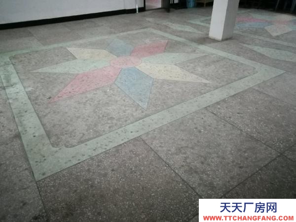 永州市祁陽區(qū)物資倉庫 汽車總站附近雙門面房 可做倉庫 70平米