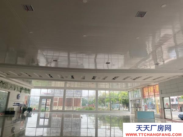 永州市祁陽區(qū)物資倉庫 地理位置優(yōu)越，交通便利，車輛停放方便。