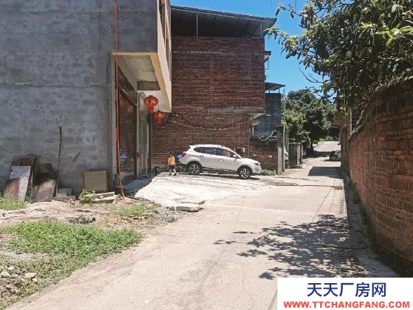 永州市道縣物資倉庫 臨近火車站，出入介可停車。