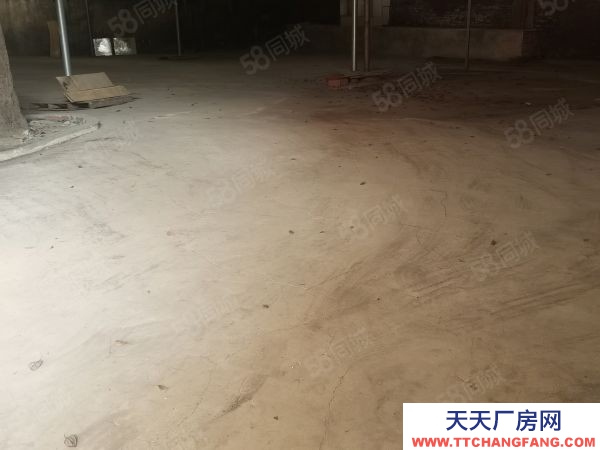 婁底市婁星餅干廠房  清潭學校附近1800平米的獨門獨院倉庫出租