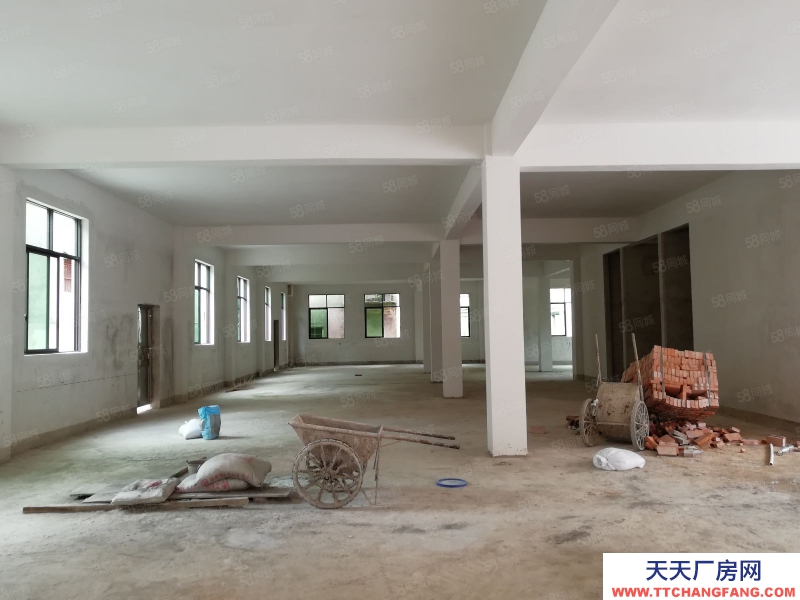 (出租) 梅州梅縣框架結構!樓房三樓廠房1100平,可進拖頭歡迎搶租!適合輕加工行業