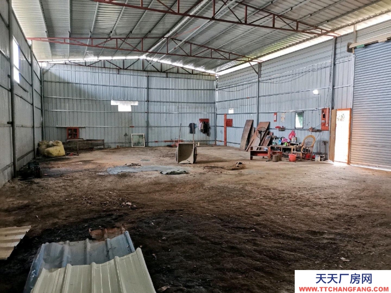 (出租) 梅州興寧四周圍墻，內(nèi)有空地，水，三相電可做五金機(jī)電