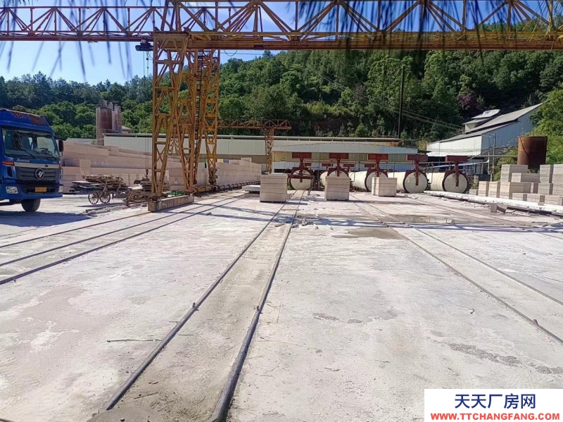 (出租) 梅州興寧交通方便，可通大型車輛出入，配套設施齊全。可做機械加工