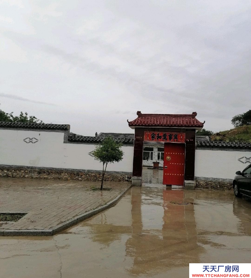 (出售) 新城精裝修，拎包入住，上下水齊全，地暖可改食品廠