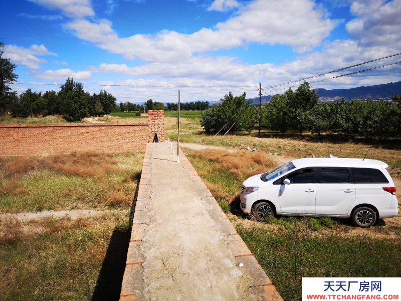 張家口 橋東小麥粉廠房(出售) 張家口機場附近7000平大院出售(橋東區榆林已建帶裝修住房)
