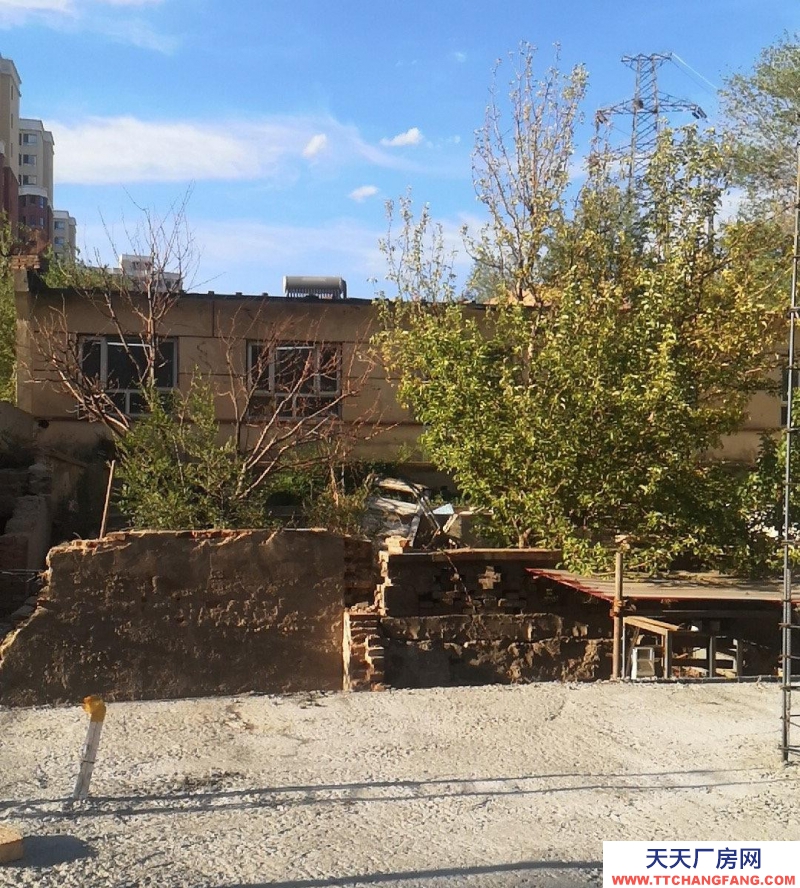 張家口 橋東 (出售) 上東紅郡附近有紅本辦公房