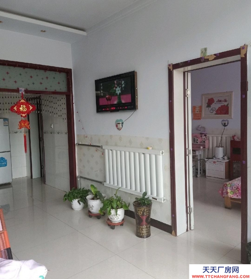 張家口 橋東食醋廠房 (出售) 低價出售一畝院6間房8米入深，南邊彩鋼房，上下水，