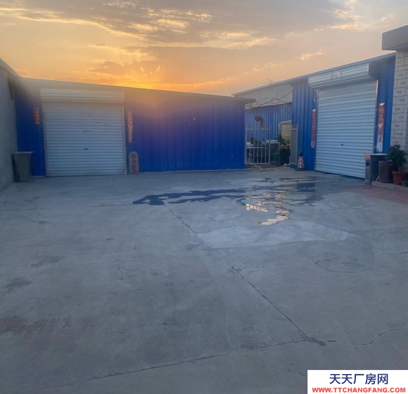 張家口 橋西 方便食品廠房 (出租) 東辛莊，南環往南，明湖往西，交通便利，大車進出方便。