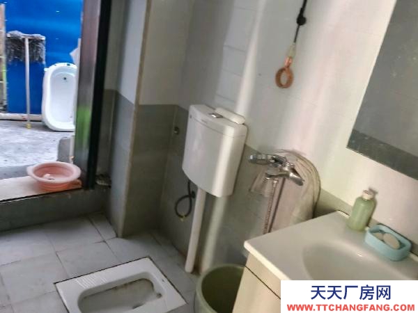 湘西市吉首物資倉庫 出租倉庫,可做作坊,能進大貨車