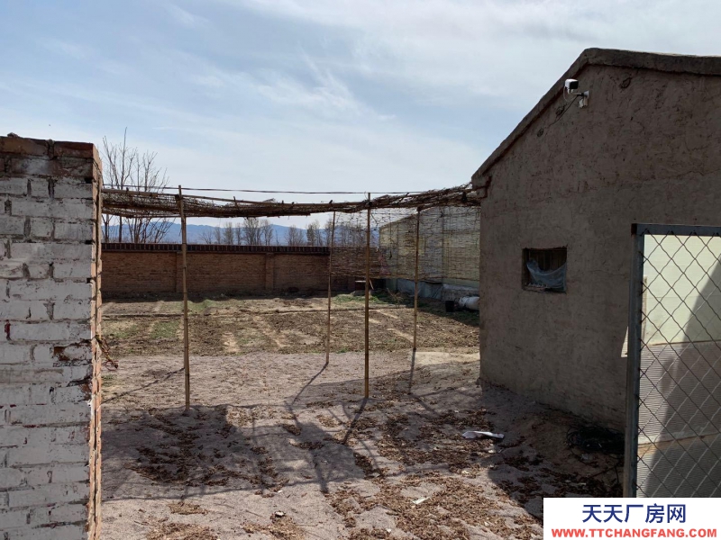 張家口 宣化  (出售) 張宣公路臨街炒貨食品及堅(jiān)果制品廠(chǎng)房出售