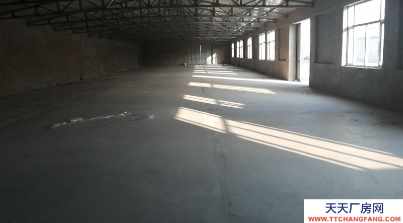 張家口 張北縣(方便食品廠房出租) 出進方便，位置優越，三項電，房租同位置低！
