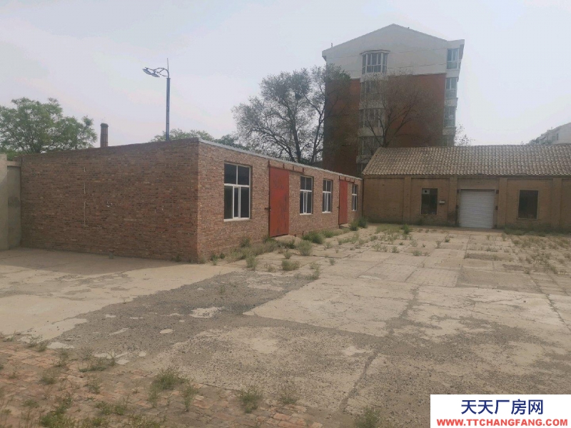 (出租) 托克托機械廠房出租，價格面議，位置優越
