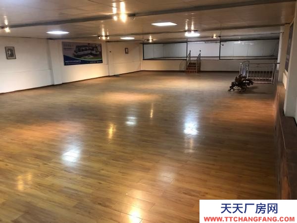 張家界市永定物資倉庫 一樓200平方米，二樓300平方米