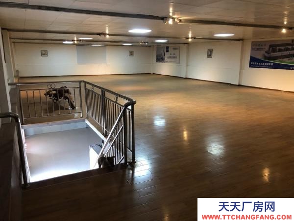 張家界市永定物資倉庫 一樓200平方米，二樓300平方米