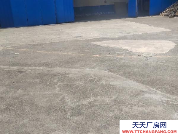 張家界市永定物資倉庫 國際建材城對面，場地寬敞。