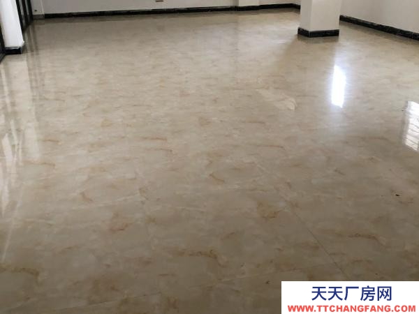 張家界市慈利物資倉庫 可以用門面或者倉庫，面積大，用于各種生意。