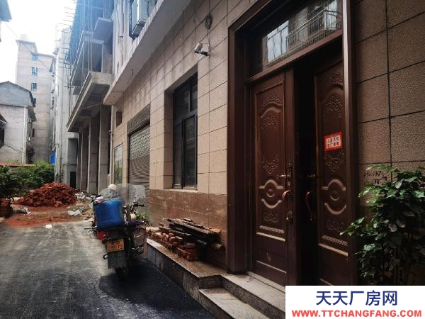 張家界市慈利物資倉庫，層高4.5米