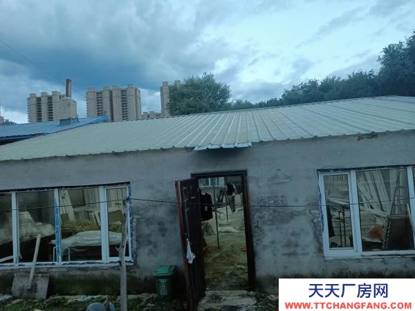 五常市內，三個庫房出租