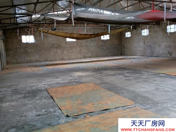 銀川市興慶機加工廠房 現(xiàn)有大庫520平米，小庫210平米，住房6間，可整租可分租