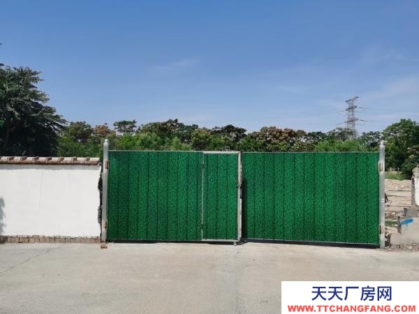 銀川市興慶機加工廠房 場地大，適合放各種大件交通方便