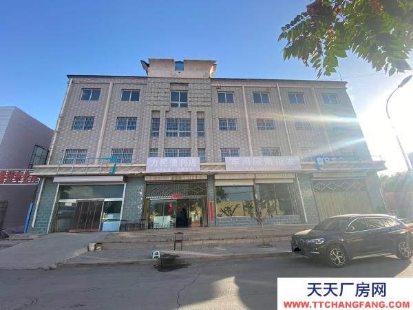 銀川市興慶固體飲料廠房  一棟四層辦公樓，一棟兩層辦公樓，一個標準廠房。價格可議。