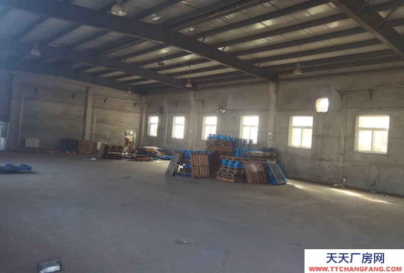 張家口 涿鹿 (出租) 內設蛋制品廠房、庫房，辦公會議、餐廳及客房，三項電及水齊全。