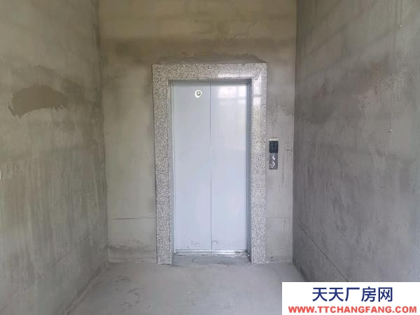 銀川市西夏速凍食品廠房   獨(dú)門獨(dú)戶，緊鄰主道，水電暖齊全。