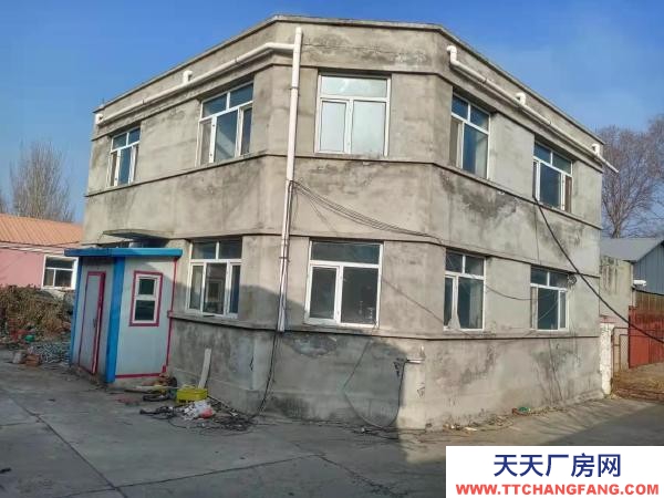 建華占地面積1000平，加工生產(chǎn)廠房500平，辦公樓200平，含動(dòng)力電