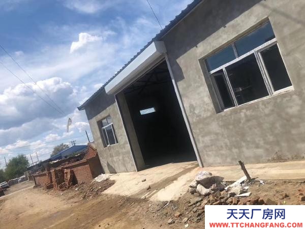 建華紅光村有限公司：面積三百平方米家具廠房交通方便，可進(jìn)車