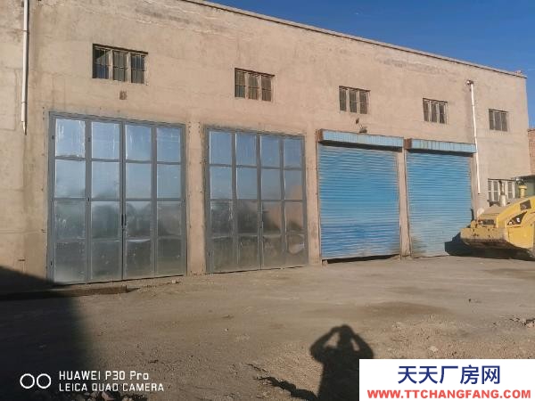 銀川市永寧機加工廠房 一號廠房高9米長24米。二號廠房高6米長45米。