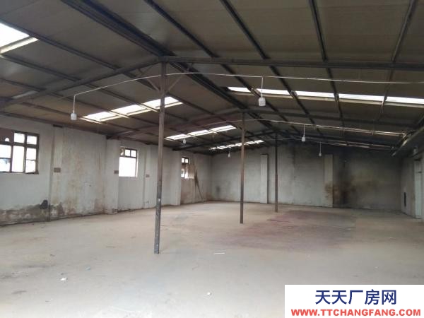 銀川市永寧物資倉庫  庫房四百多平米，五間磚房二百多平米，獨門獨院