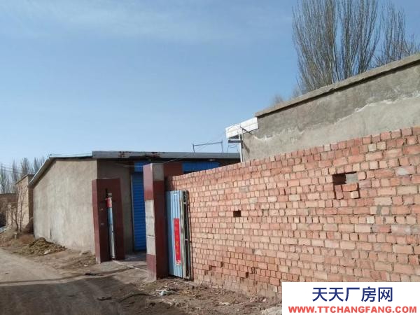 銀川市永寧物資倉庫  庫房四百多平米，五間磚房二百多平米，獨門獨院