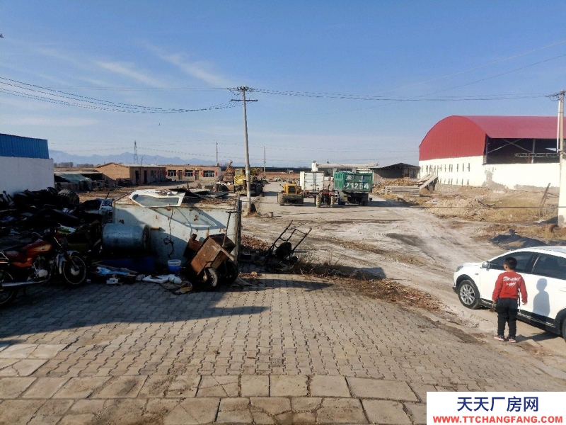 (出租) 房屋位于包頭市土默特右旗X063縣道雙龍鎮。